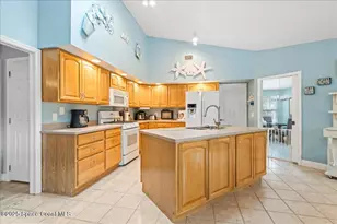 1836 Fox Bay Dr, Melbourne, FL 32934 - Photo 12