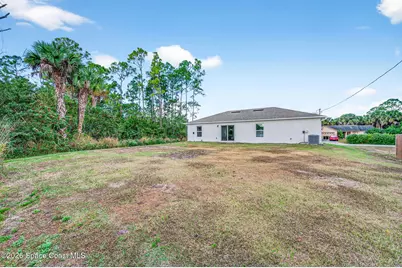 1864 Red Bud Circle NW, Palm Bay, FL 32909 - Photo 22