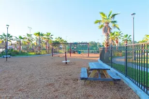 953 Musgrass Cir, West Melbourne, FL 32904 - Photo 26