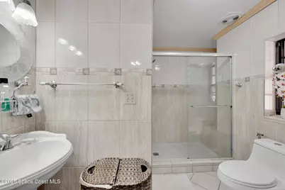 462 E 39 Street, Hialeah, FL 33012 - Photo 48