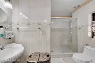 462 E 39th St, Hialeah, FL 33012 - Photo 48