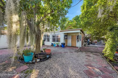462 E 39 Street, Hialeah, FL 33012 - Photo 8