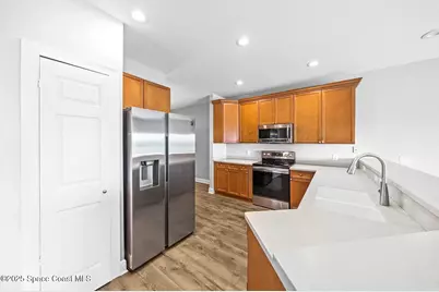 2552 N Highway A1A N, Indialantic, FL 32903 - Photo 12