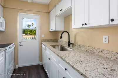 1700 Atlantic Street #9, Melbourne Beach, FL 32951 - Photo 8