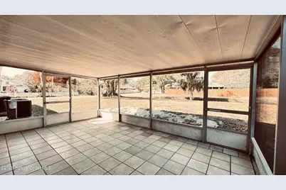 301 Nesbitt Street NE, Palm Bay, FL 32907 - Photo 46