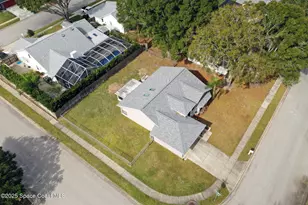 3486 Areca Palm Ave, Melbourne, FL 32901 - Photo 2