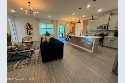 724 Veridian Circle NW, Palm Bay, FL 32907 - Photo 2