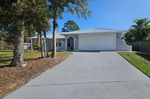 901 Falconer St NW, Palm Bay, FL 32907 - Photo 2