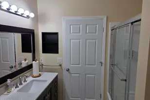 2437 Oakcrest Ln, West Melbourne, FL 32904 - Photo 16