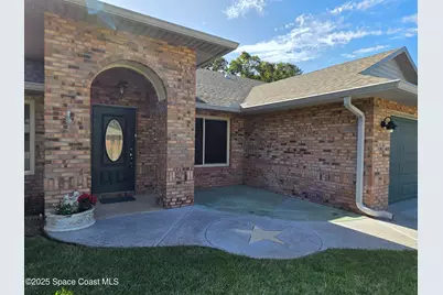 2437 Oakcrest Lane, West Melbourne, FL 32904 - Photo 4