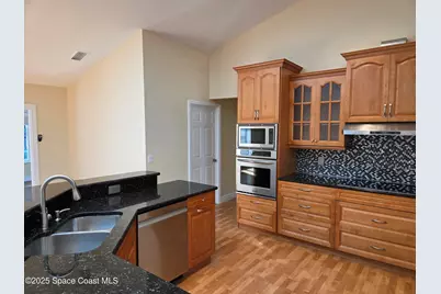 2437 Oakcrest Lane, West Melbourne, FL 32904 - Photo 10