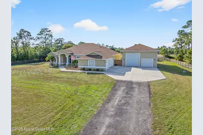 2740 Waring Lane S, Malabar, FL 32950 - Photo 4
