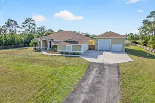 2740 Waring Ln S, Malabar, FL 32950 - Photo 4