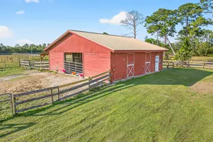 2740 Waring Ln S, Malabar, FL 32950 - Photo 4