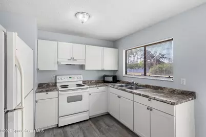 268 Melba Avenue NW, Palm Bay, FL 32907 - Photo 12