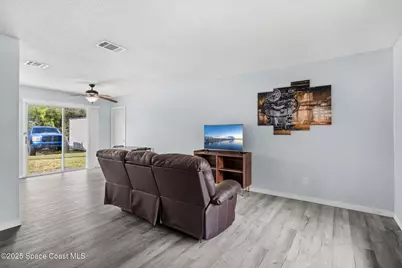 268 Melba Avenue NW, Palm Bay, FL 32907 - Photo 18