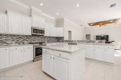 8201 Compton Way, Melbourne, FL 32940 - Photo 12
