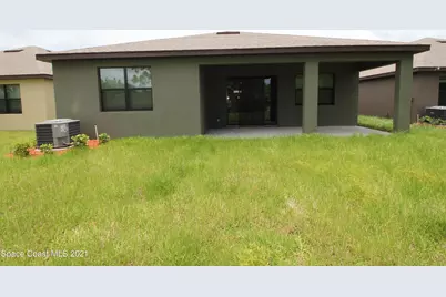 896 Old Country Rd S E, Palm Bay, FL 32909 - Photo 18