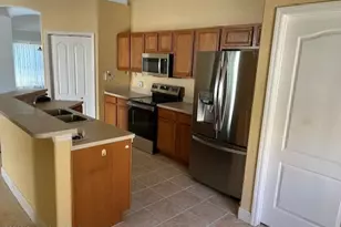 5133 Outlook Dr, Melbourne, FL 32940 - Photo 2