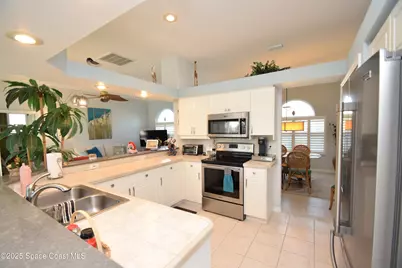 254 Captiva Court, Melbourne Beach, FL 32951 - Photo 16