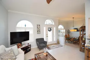 254 Captiva Ct, Melbourne Beach, FL 32951 - Photo 8