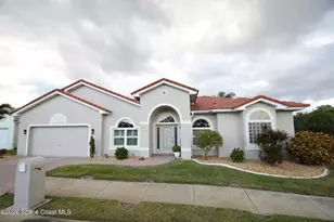 254 Captiva Ct, Melbourne Beach, FL 32951 - Photo 2