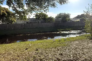 2924 Pebble Creek St, Melbourne, FL 32935 - Photo 48
