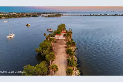 11680 Dragon Point Drive, Merritt Island, FL 32952 - Photo 6