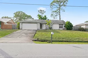 426 Jupiter Blvd NW, Palm Bay, FL 32907 - Photo 2