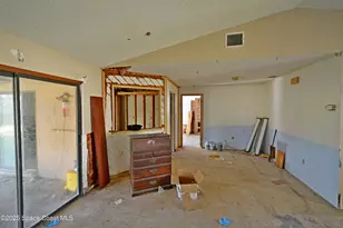 1374 Pakenham St NW, Palm Bay, FL 32907 - Photo 4