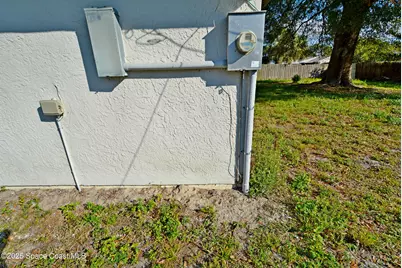1374 Pakenham Street NW, Palm Bay, FL 32907 - Photo 32