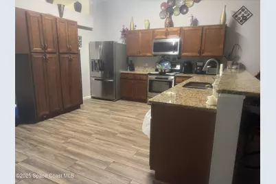 561 Borraclough Avenue NW, Grant-Valkaria, FL 32949 - Photo 6