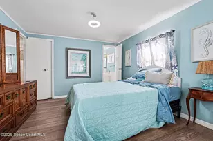 1120 Barefoot Bay Circle, Micco, FL 32976 - Photo 18