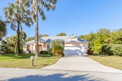 216 3rd Avenue, Indialantic, FL 32903 - Photo 2