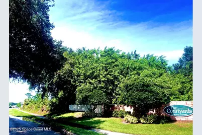 2226 Redwood Circle NE, Palm Bay, FL 32905 - Photo 2