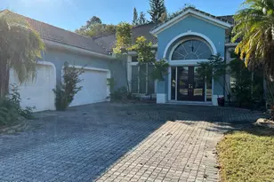 427 Kimberly Dr, Melbourne, FL 32940 - Photo 2