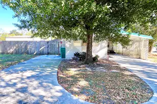 3555 American Dr, Melbourne, FL 32904 - Photo 2