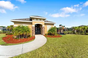 233 Bubbling Ln NW, Palm Bay, FL 32907 - Photo 30