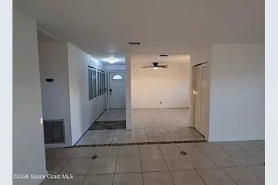 2368 Lakeview Drive, Melbourne, FL 32935 - Photo 4