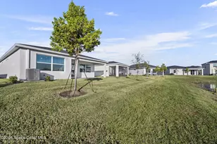 1852 Marigold Trl NW, Palm Bay, FL 32907 - Photo 20