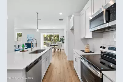 1370 Seabreeze Street SW, Palm Bay, FL 32908 - Photo 6