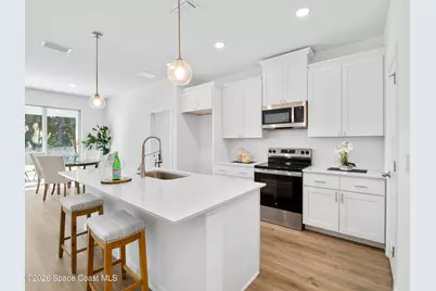 1370 Seabreeze Street SW, Palm Bay, FL 32908 - Photo 4