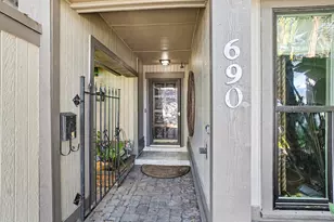 690 Lake Villas Dr, Altamonte Springs, FL 32701 - Photo 4