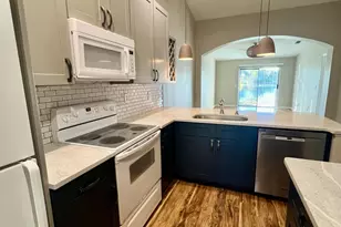 855 Luminary Cir, Melbourne, FL 32901 - Photo 8