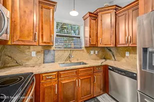 2100 Vernon Pl, Melbourne, FL 32901 - Photo 24