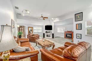 2100 Vernon Pl, Melbourne, FL 32901 - Photo 18