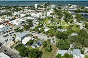 2100 Vernon Pl, Melbourne, FL 32901 - Photo 2