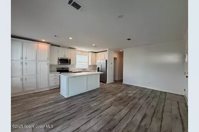 146 Holiday Park Boulevard NE, Palm Bay, FL 32907 - Photo 8