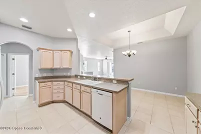 552 Wedge Court SE, Palm Bay, FL 32909 - Photo 10