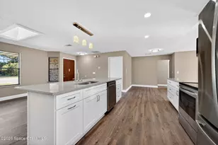 286 Emerson Dr NW, Palm Bay, FL 32907 - Photo 8